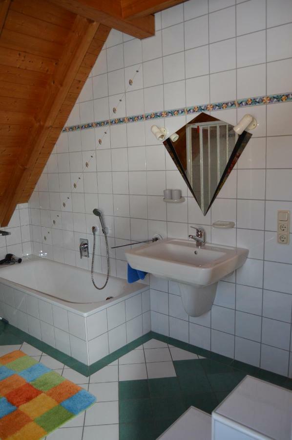 Apartamento Schuler-Petschler Obereisenheim Exterior foto